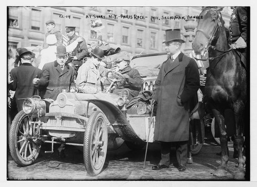 New York - Paris race: Jeff. Seligman, banker, start of race, New York