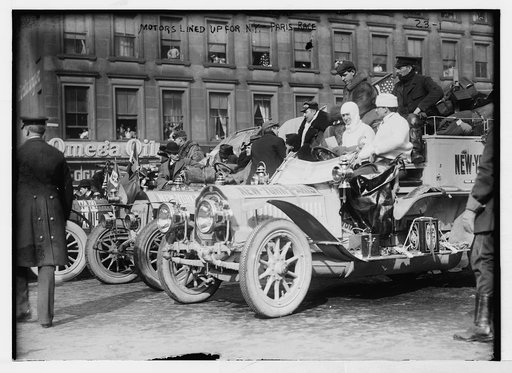 New York - Paris race: cars lined up to start, New York
