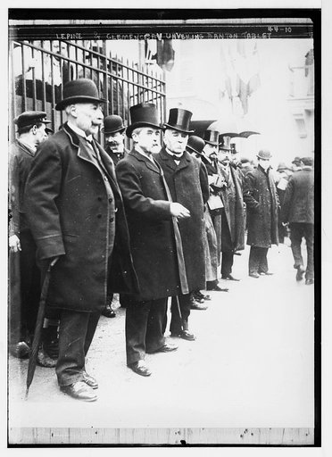 Lepine and Clemenceau unveiling Danton tablet
