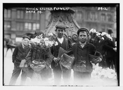 Buying Easter flowers, Union Sq. [New York