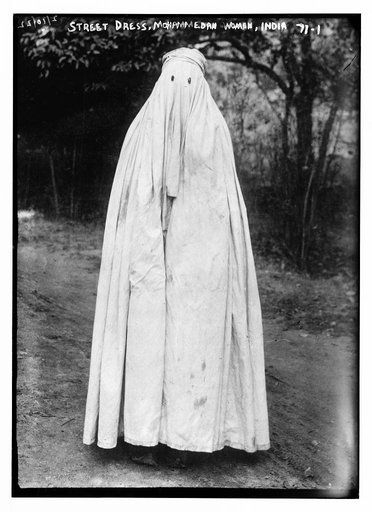 Mohammedan woman, street dress, India