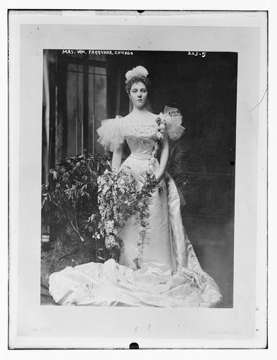 Mrs. Wm. Farquhar, Chicago