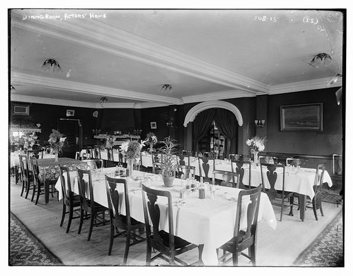 Actor's Home: dining room