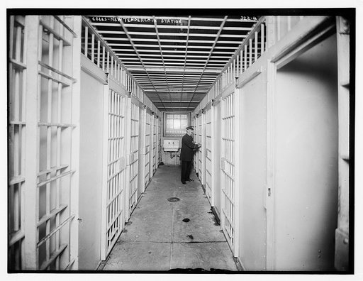 Cells: New Tenderloin Police Station