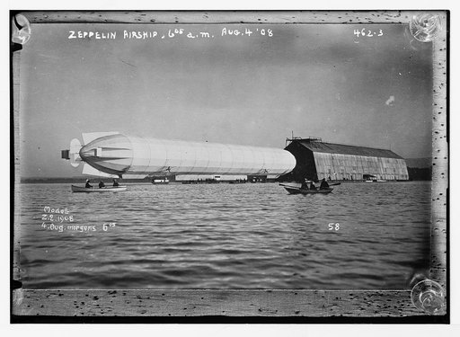 Zeppelin airship, 6:05 AM Aug. 4 '08