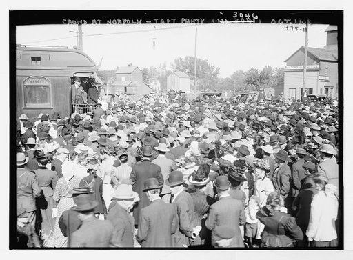 Crowd at Norfolk - Taft party
