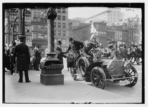 Traffic Squad Parade, arrival Mayor Mc Clellan [New York