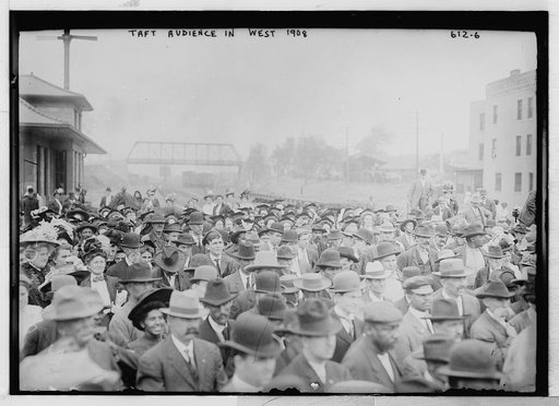 Taft audience in West