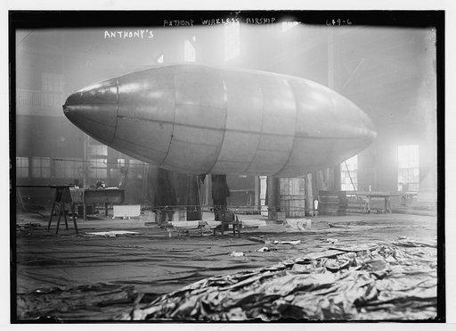 Blimp - Antony's wireless airship