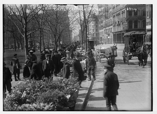 Shoppers at Easter Flower Market, Union Sq., New York