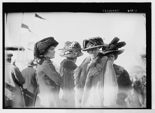 Women at Cedarhurst Cup Horse Show