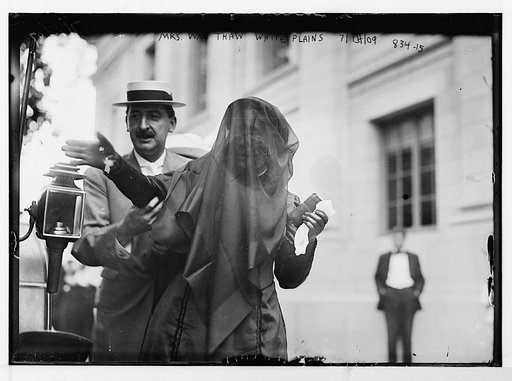 Mrs. Wm. Thaw, veiled, with gentleman, White Plains, N.Y.