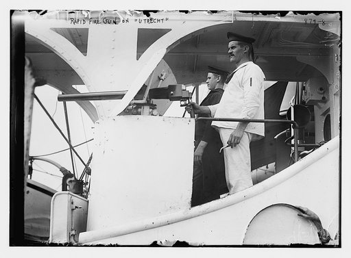 Sailors at rapid fire gun on Dutch ship "Utrecht"