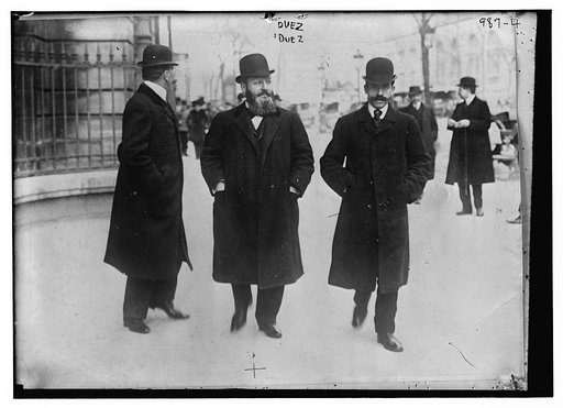 Duez with others