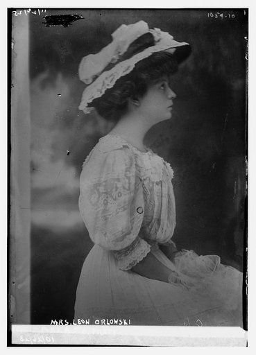 Mrs. Leon Orlowski