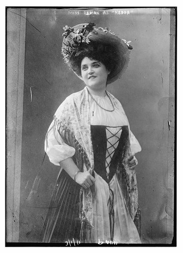 Miss Lemon as "Hedda"