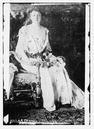 Mrs. E.R. Thomas
