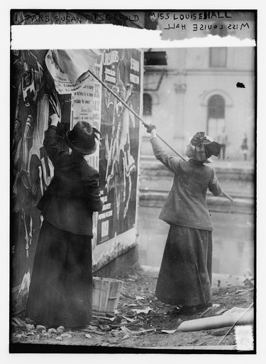 Mrs. Susan Fitsgerald and R-Miss Louise Hall