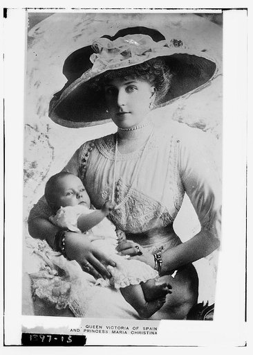 Queen Victoria of Spain and Princess Maria Christina