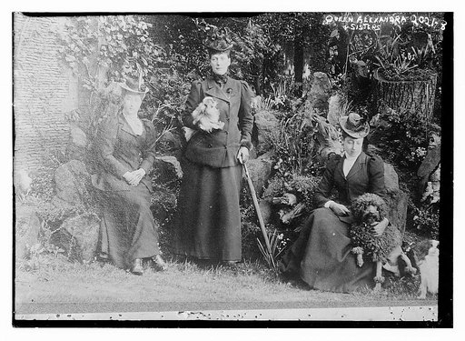 Queen Alexandra & sisters