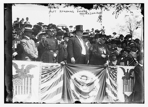 Taft reviewing parade Decoration Day