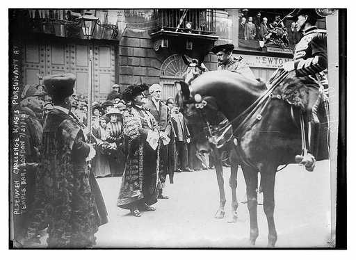 Aldermen Challenge King's Pursuivant at Temple Bar, London