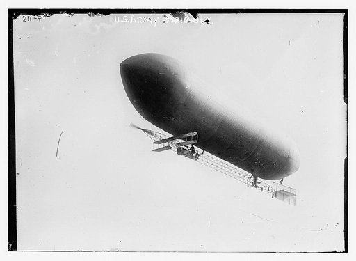 U.S. Army dirigible