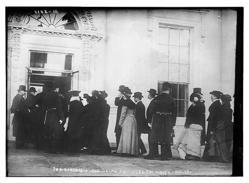 The general public being admitted to the White House