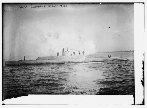 "Seal" submarine of lake type