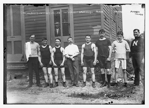 Trainer Hayes; Warnes; Allen; Sec'y Calver; Spenceley; Parks; Erskine; Murray Trainer