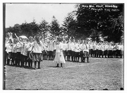 Pass ball relay, Pelham Bay Park