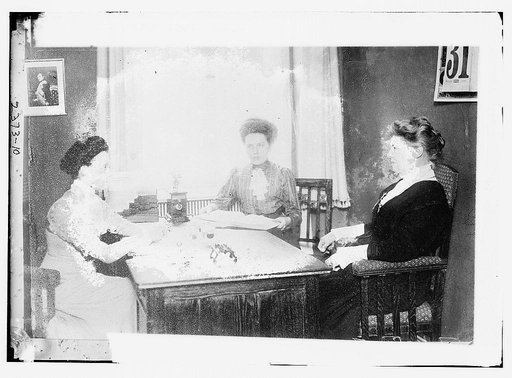 Women's Bank, Berlin