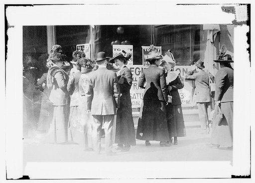 Women Voters Frisco - Registering shop girls & clerks