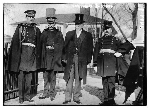 Gov. Mann & staff