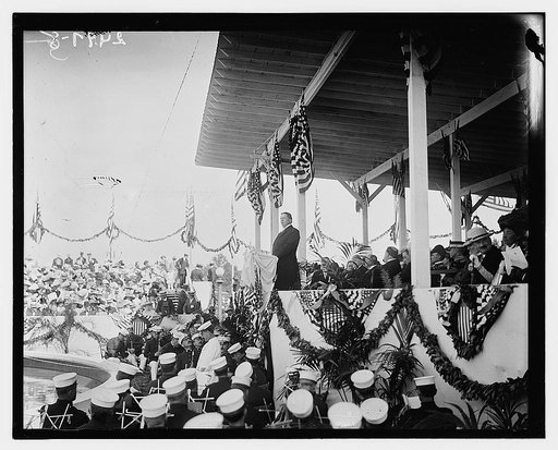 Reviewing stand at the Columbus Fountain dedication ceremony, Union Station, Washington, D.C., June  8,1912