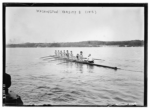 Washington Varsity 8 (1913)