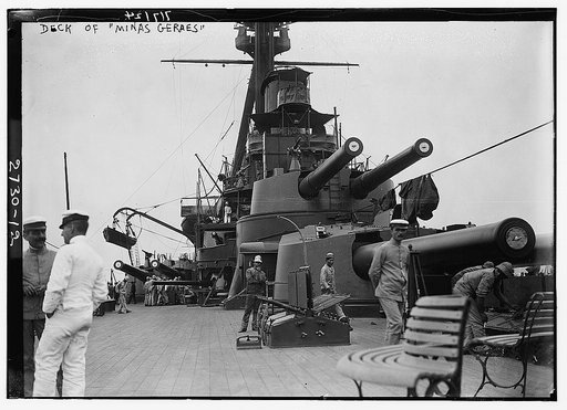 Deck on "MINAS GERAES"