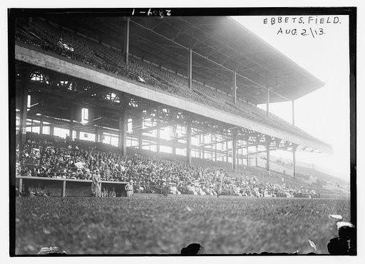 Baseball team representing United Gas Improvement company of Philadelphia
