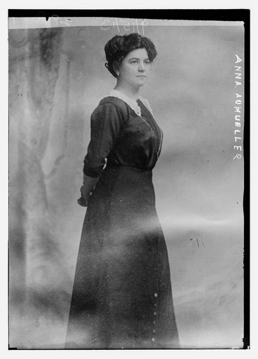 Anna Aumueller