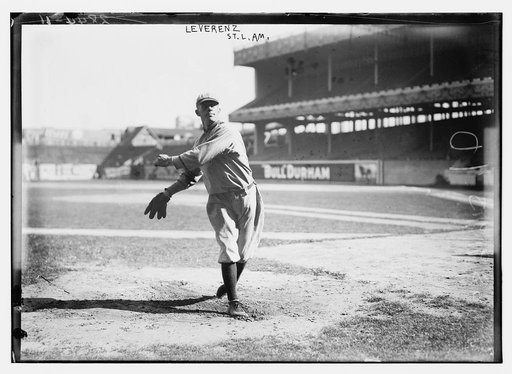 Walt Leverenz, St. Louis AL, at Polo Grounds, NY (baseball)