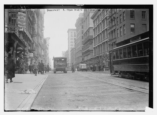 Broadway N. from Worth St. Dec. 1913