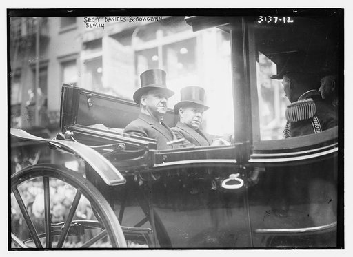 Sec'y. Daniels & Gov. Glynn, 1914