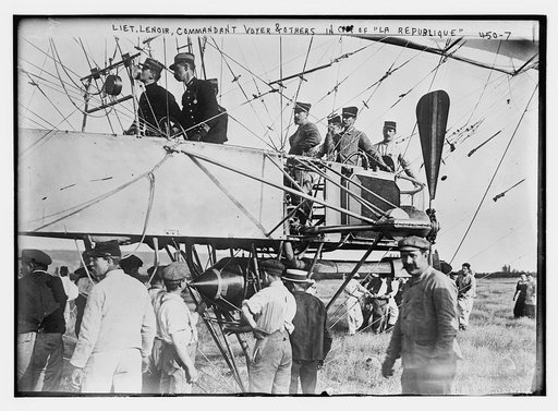 Liet. Lenoir, Commandant Voyer & others in [car?] of "La Republique"