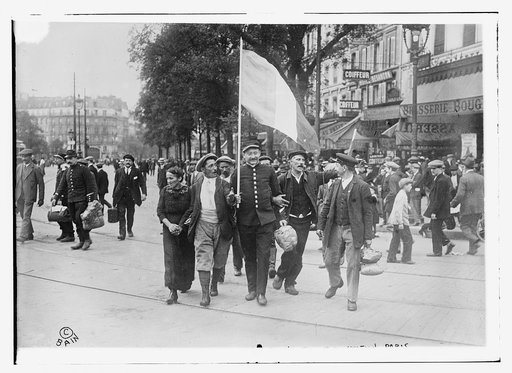 French Reservists going to R.R. station in Paris