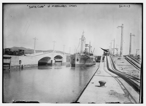 SANTA CLARA in Miraflores locks