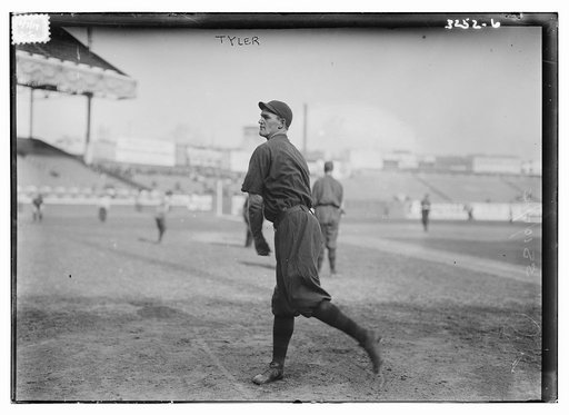 Lefty Tyler throwing ball, Boston NL (baseball)