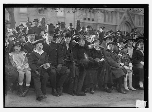 Jesse Straus, Mrs. Jesse Straus, Mrs. Percy Straus, Mrs. E.H. Schifley, 4/16/15