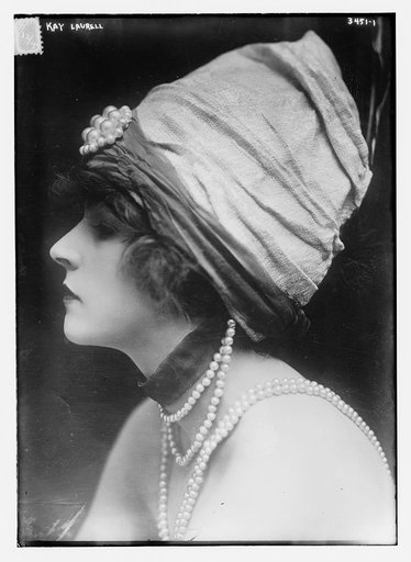 Kay Laurell