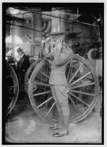 War exhibit -- N.Y. [field telephone