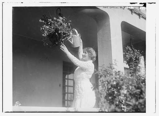 Mme. Gadski, Bay Shore